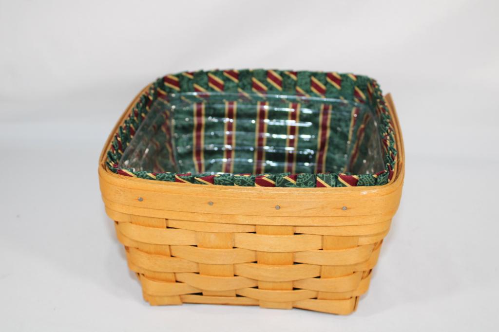 Longaberger Basket 1995 Large Berry Basket w/liner (1 of 4)