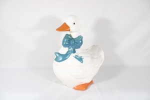 Vintage Ceramic White Duck Cookie Jar