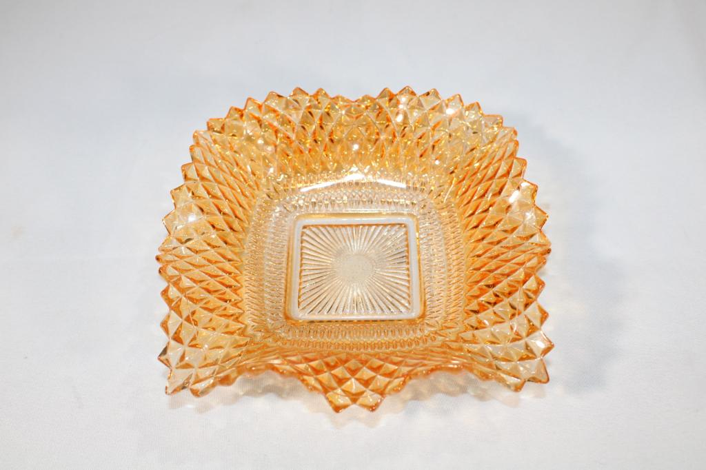 1940s Marigold Iridescent Marigon Candy Dish (1 of 4)