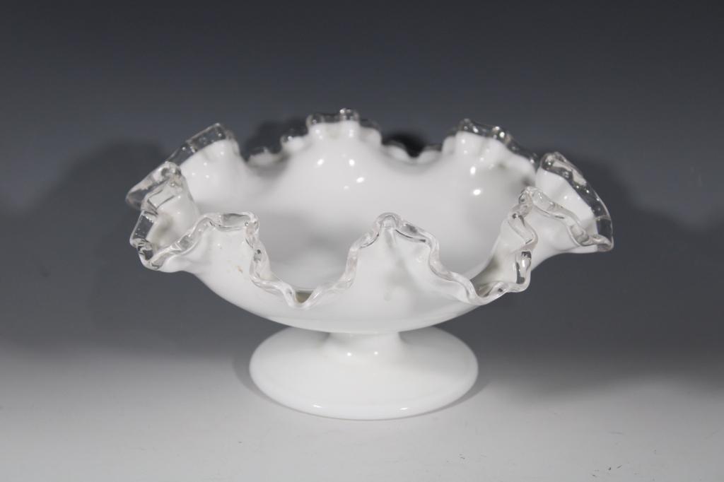 VTG Fenton Silver Crest Footed Bowl (1 of 4)