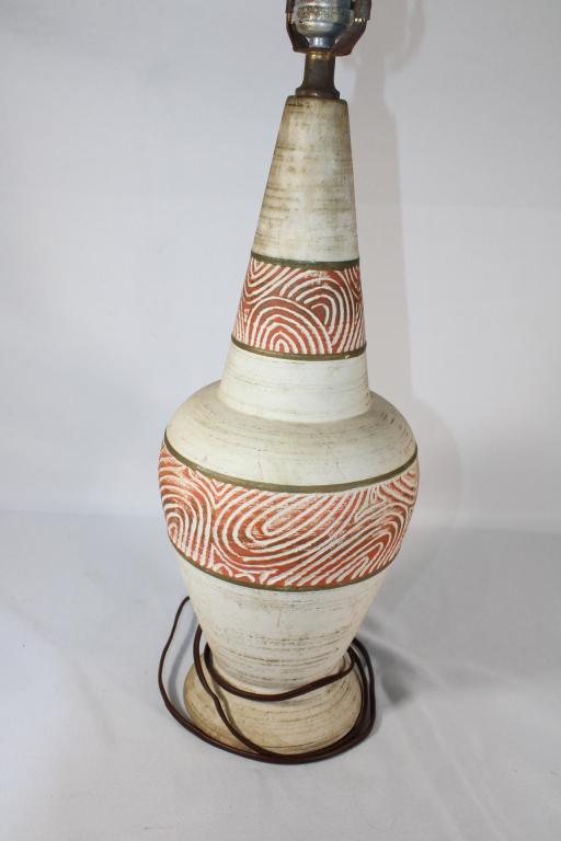 Vintage Terracota Style Table Lamp (1 of 3)