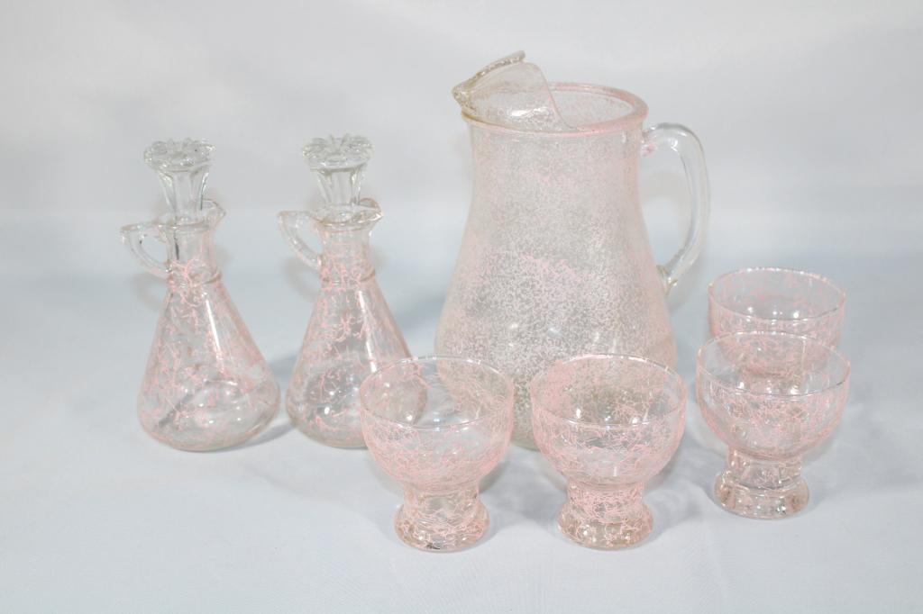 Lot of Pink Spaghetti Ware and Spongeware: Good overall as pictured.