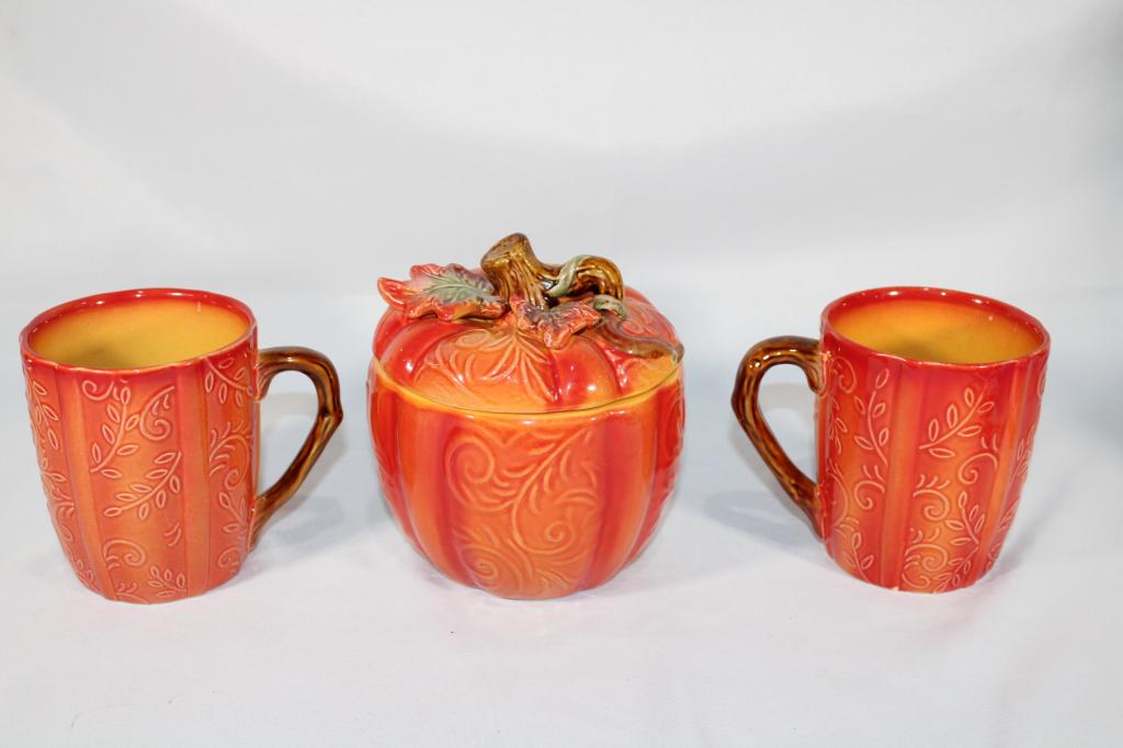 Ceramic Pumpkin Canister and Two Cups (1 of 2)