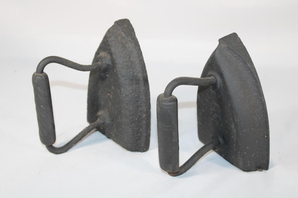 Pair of Cast Iron Sad Irons (1 of 2)
