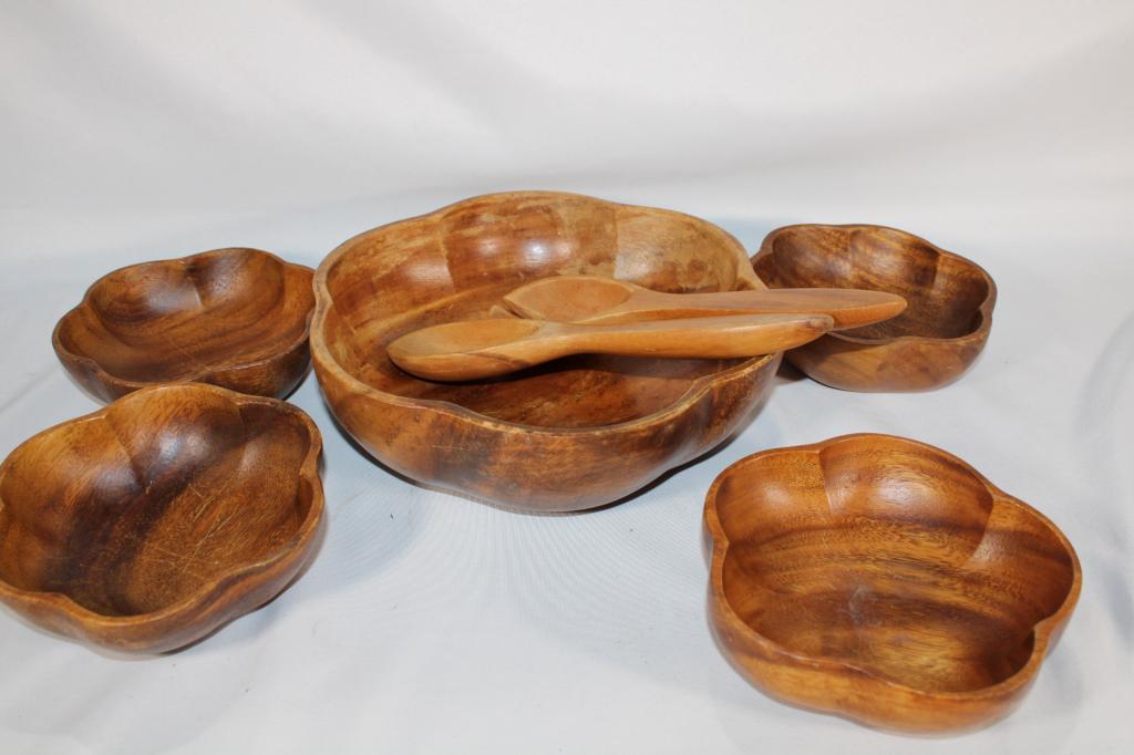Vintage Wood Salad Set Made in Philippines (1 of 2)