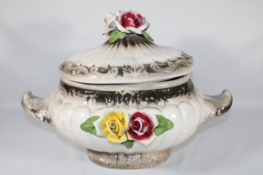 Capodimonte Porcelain Tureen With Lid: Measures about 10" tall. *Please view photos closely to see any imperfections. The delicate nature of these Overall good as pictured. Measures about 10.75" tall. *Please view photos closely to see any