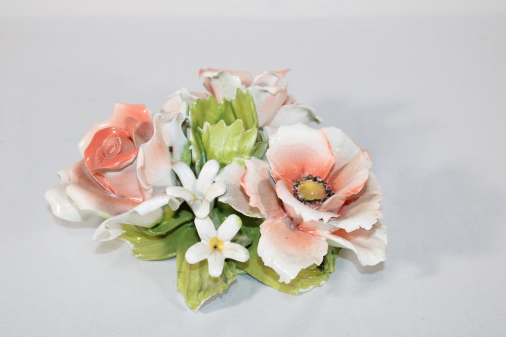 Capodimonte Porcelain Candle Holder: Measures about 4 inches tall; *Please view photos closely to see any imperfections.