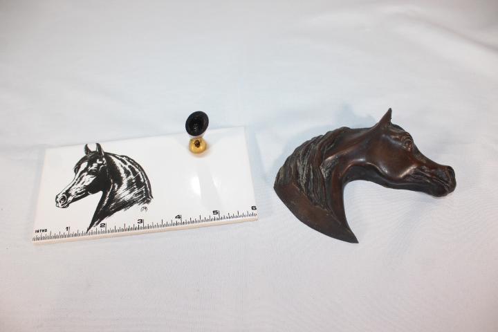 Vtg Horse Pen Holder, Metal Wall Mt Horse: good overall as pictured