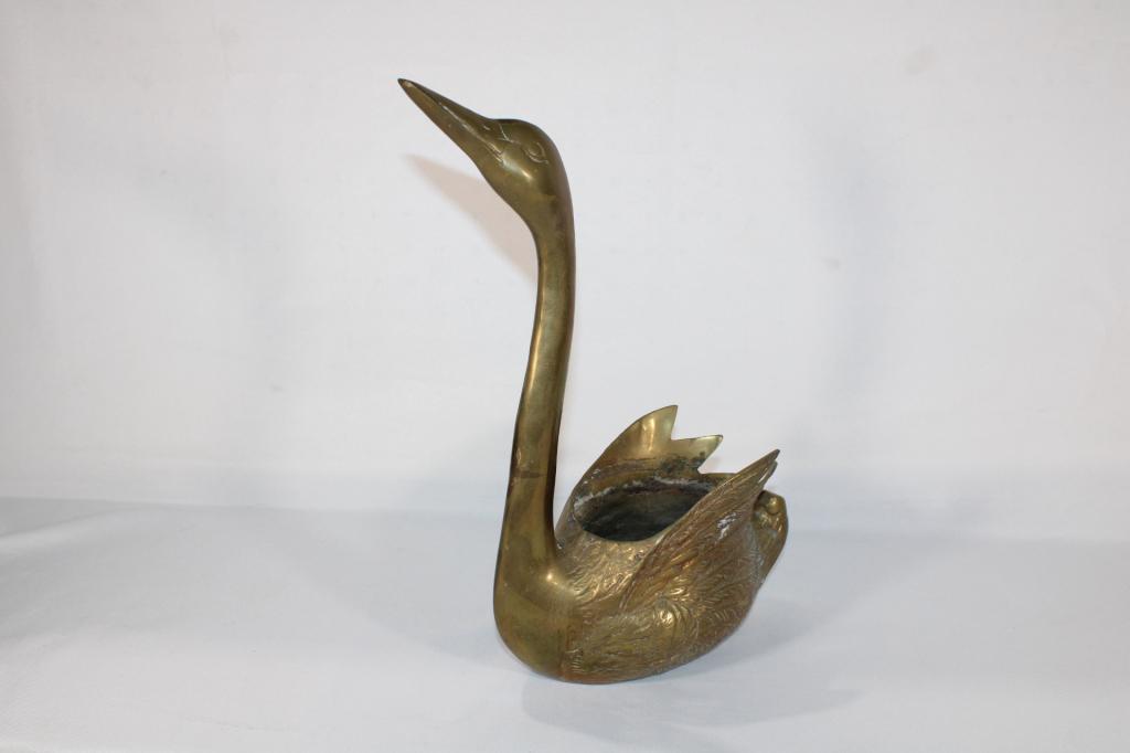 Vintage Brass Swan Planter (1 of 3)
