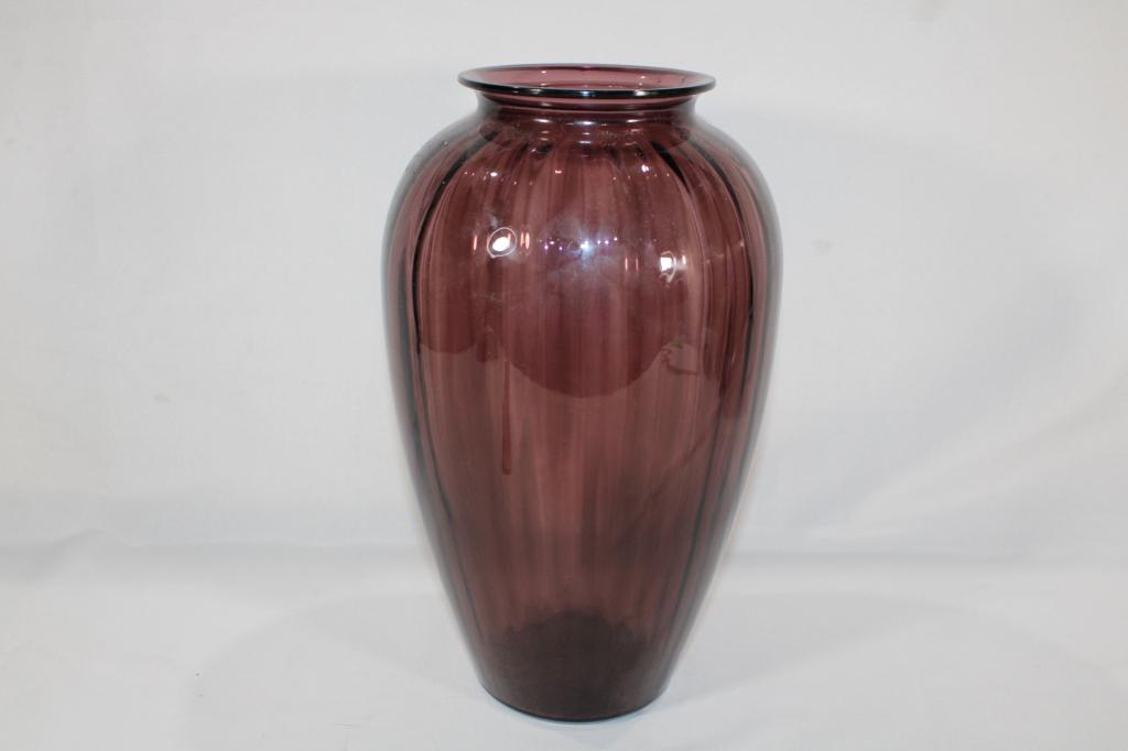 Large Anchor Hocking Purple Vase (1 of 3)