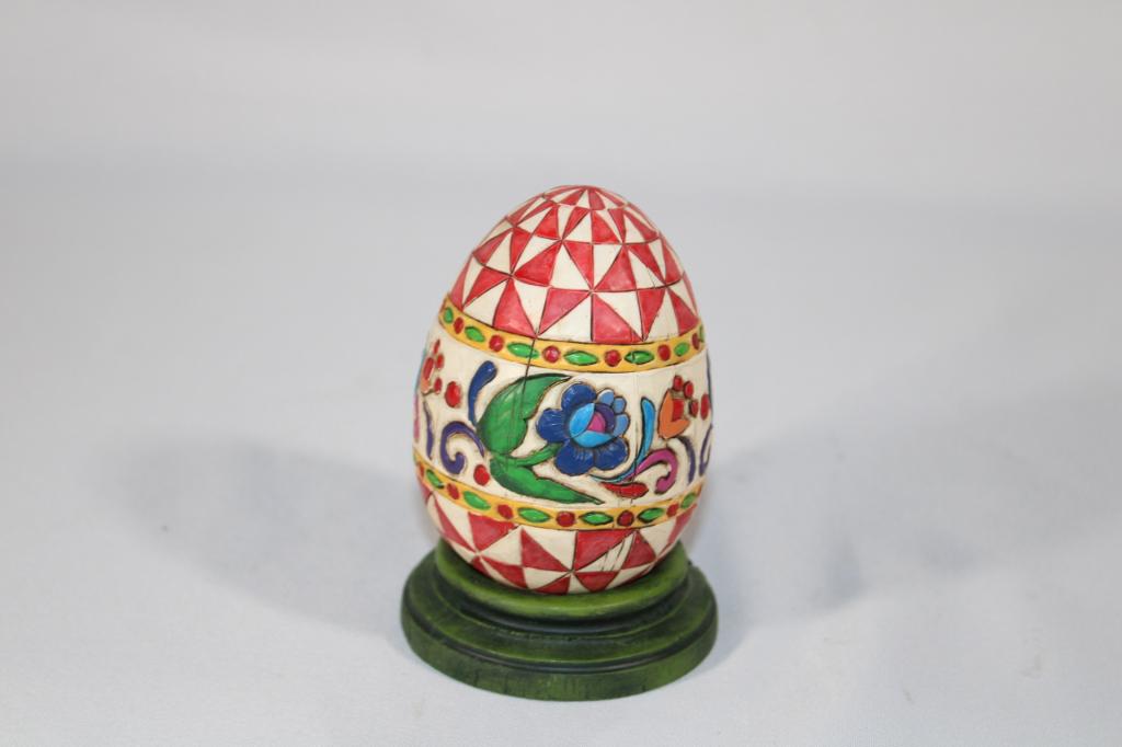 Jim Shore Egg with Wood Base - Carved Flowers: split in stand, measures about 4 1/2 inches tall