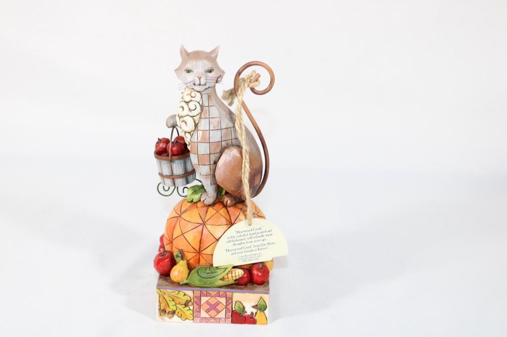Jim Shore - Happy Harvest - Cat Figurine: measures about 7 1/2 inches tall