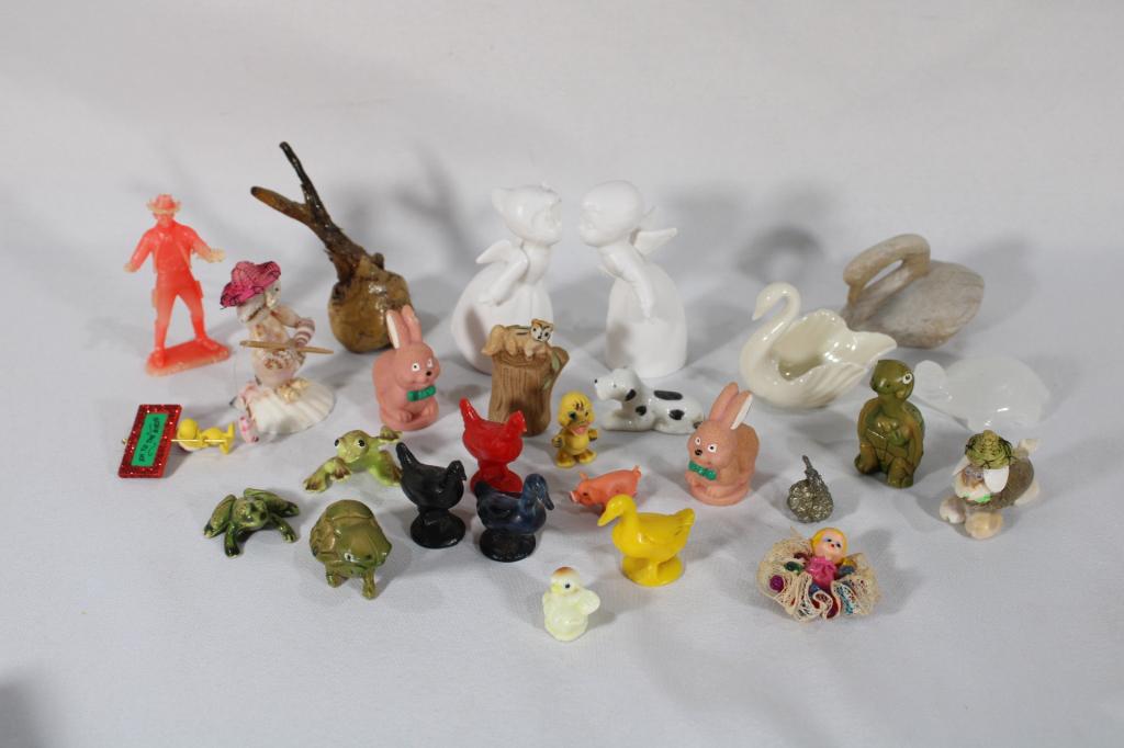 Misc lot of Knick-Knacks - Figurines, Animals etc (1 of 4)