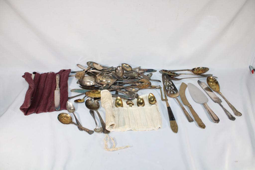 Large Lot Misc Silverplate Flatware (1 of 3)