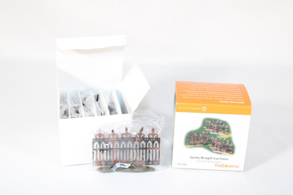 Department 56 Spooky Wrought Iron Fence in Box: 6 pieces - good overall as pictured