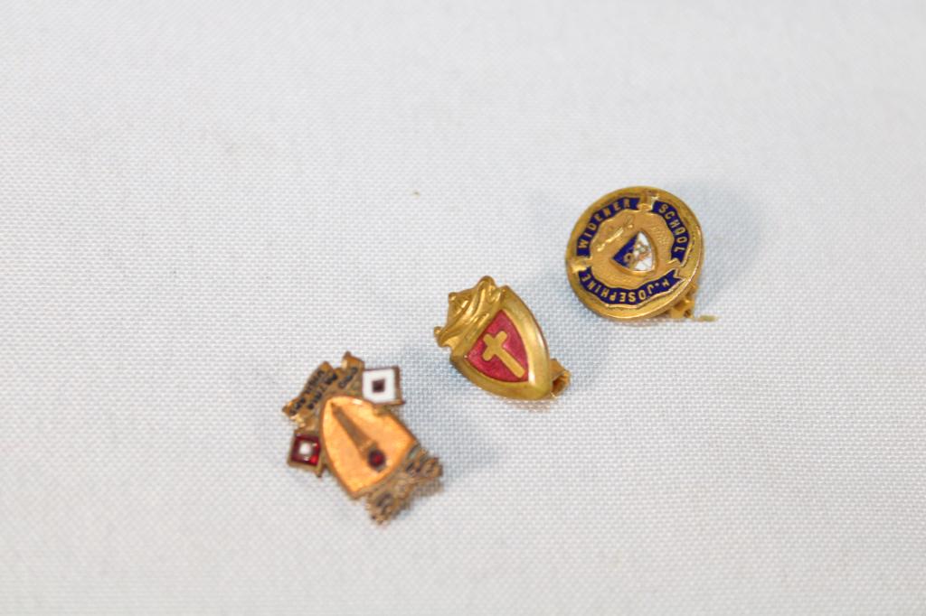 Pins - US Army Signal School, Cross Red Enamel (1 of 3)