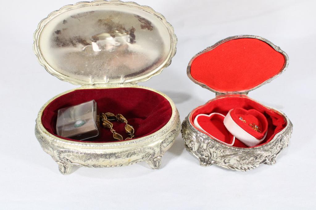 Pair of Metal Vintage Jewelry Boxes w/contents: Good overall as pictured.