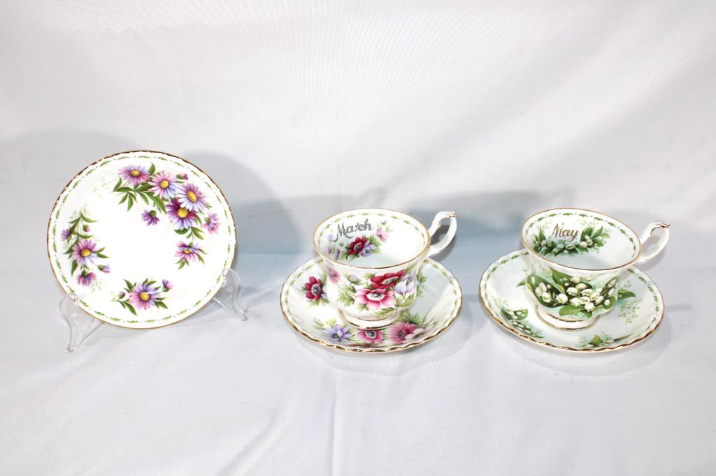 Lot of Two Royal Albert Tea Cups and Extra Saucer: Good overall as pictured.