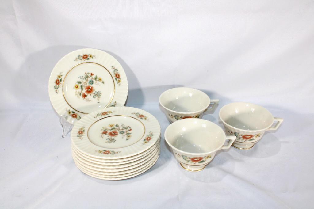 Lot of 3 Lenox Temple Blossom Tea Cups and Plates: No saucers. Good overall as pictured.