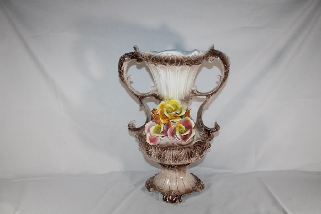 Large Capodimonte Porcelain Two Handle Vase (1 of 5)