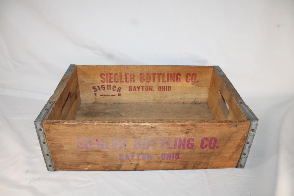Vintage Siegler Bottling Dayton OH Wood Crate (1 of 3)
