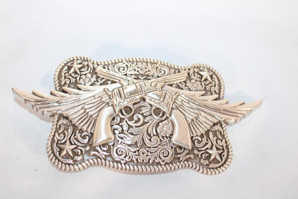 Junk Gypsies & Miranda Lambert Belt Buckle: Good overall as pictured.
