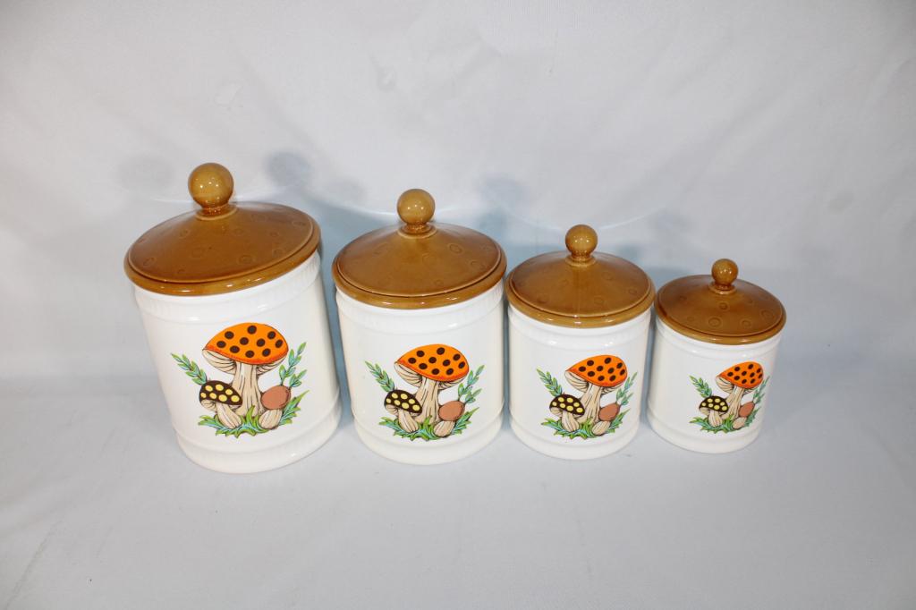Vintage Mushroom Canister Set Made in Japan (1 of 5)