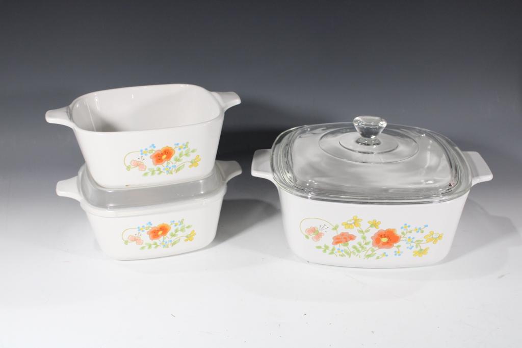 Lot of 3 Corning Ware Dishes 2.75 Cup & 1.5 Quart (1 of 3)