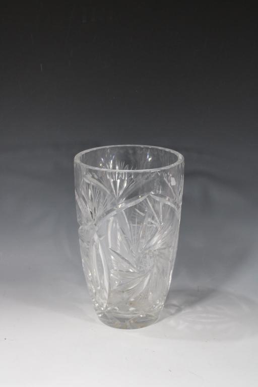 Cut Crystal Whirling Star Vase (1 of 2)