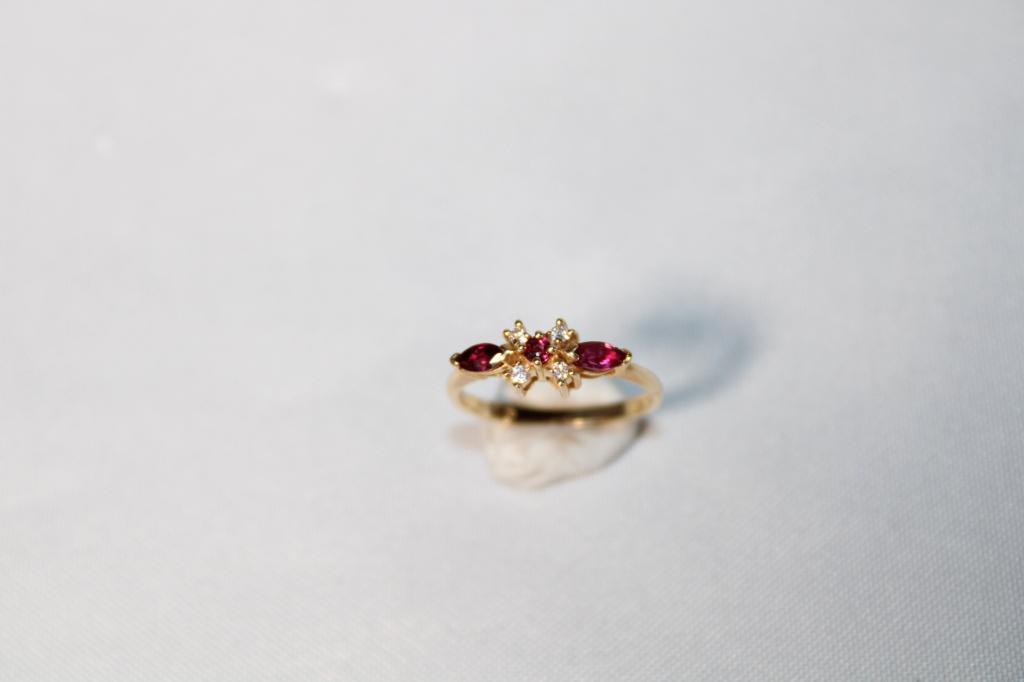 Size 6 14kt Gold Multi Stone Ring (1 of 3)