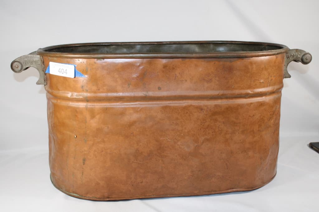 Antique Copper Wash Tub Marked ROME (1 of 2)