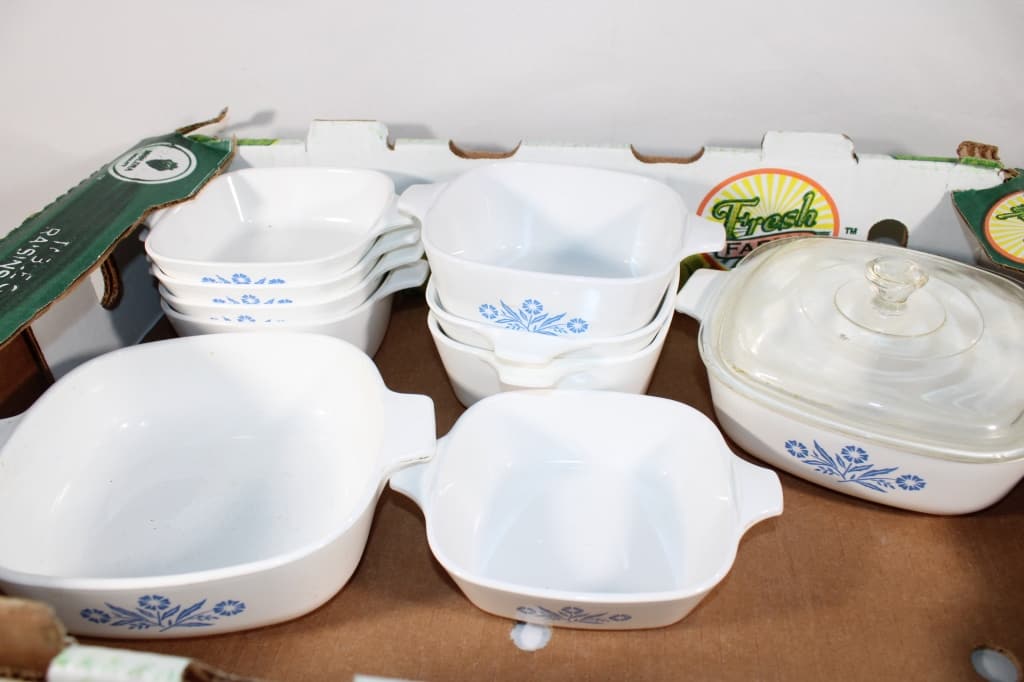 Lot of Corning Ware Blue Cornflower Baking Dishes (1 of 5)