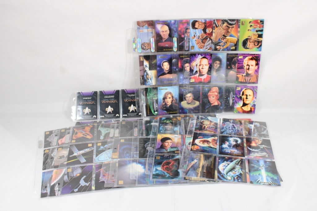 Lot of Skybox Star Trek Trading Cards (1 of 2)