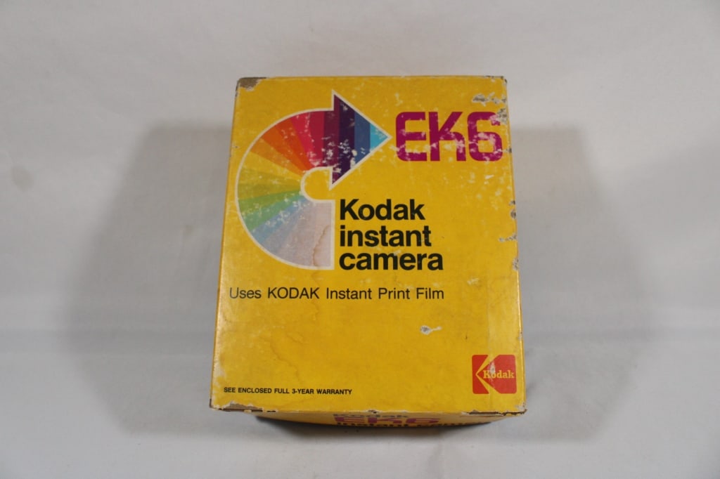 Vintage Kodak EK6 Instant Camera (1 of 6)