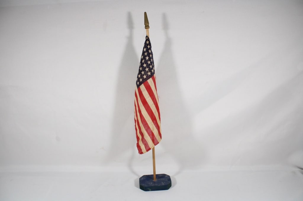 Vintage 48 Star American Desktop Flag (1 of 3)