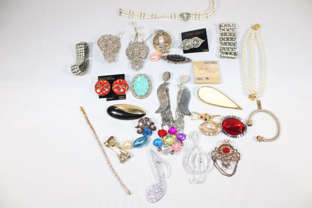 Lot of Costume Jewelry Rhinestones Monet & More: Good overall as pictured.