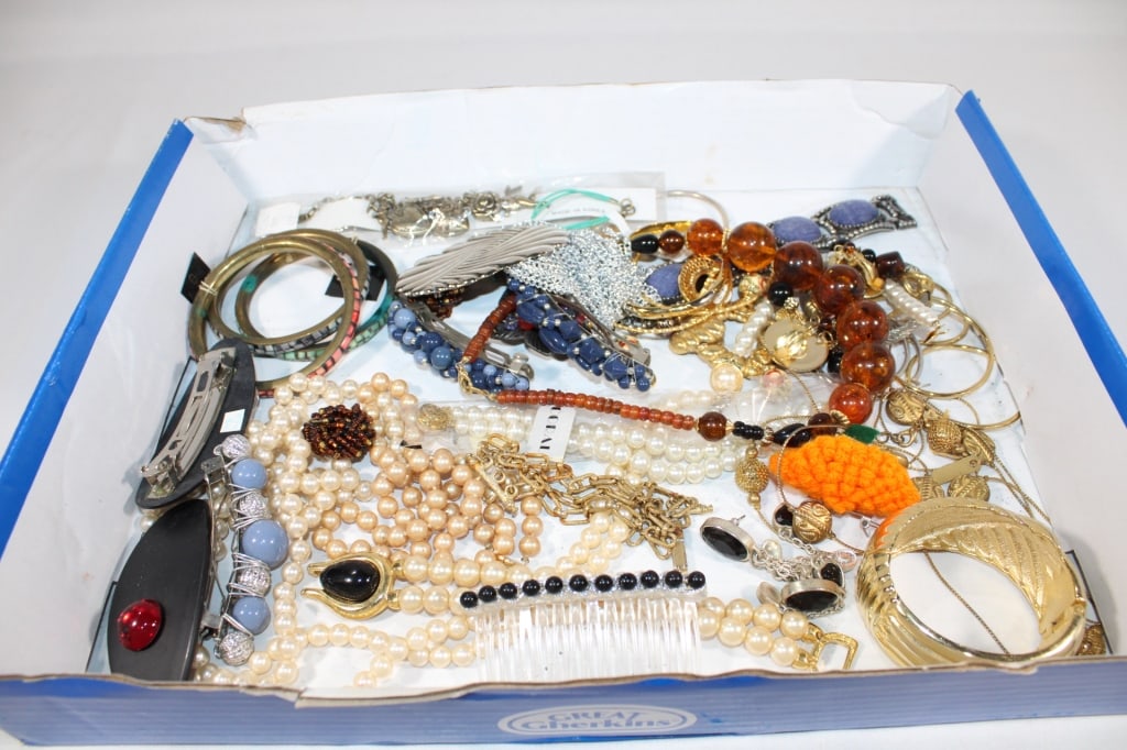 Lot of Costume Jewelry Necklaces Bracelets & More: Good overall as pictured.