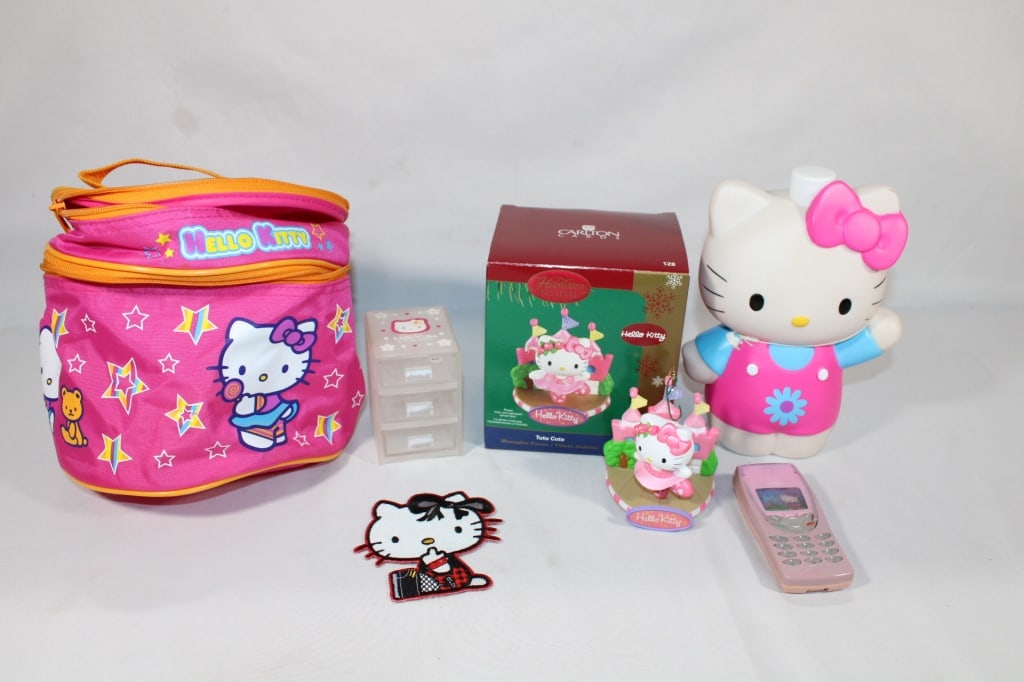 Lot of Hello Kitty Collectibles: Good overall as pictured.