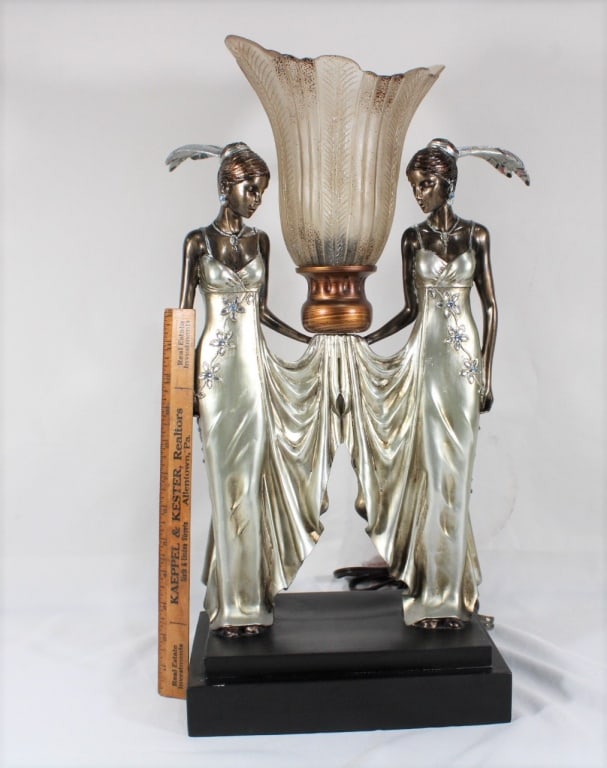 Art Deco Lamp 2 Ladies (1 of 5)