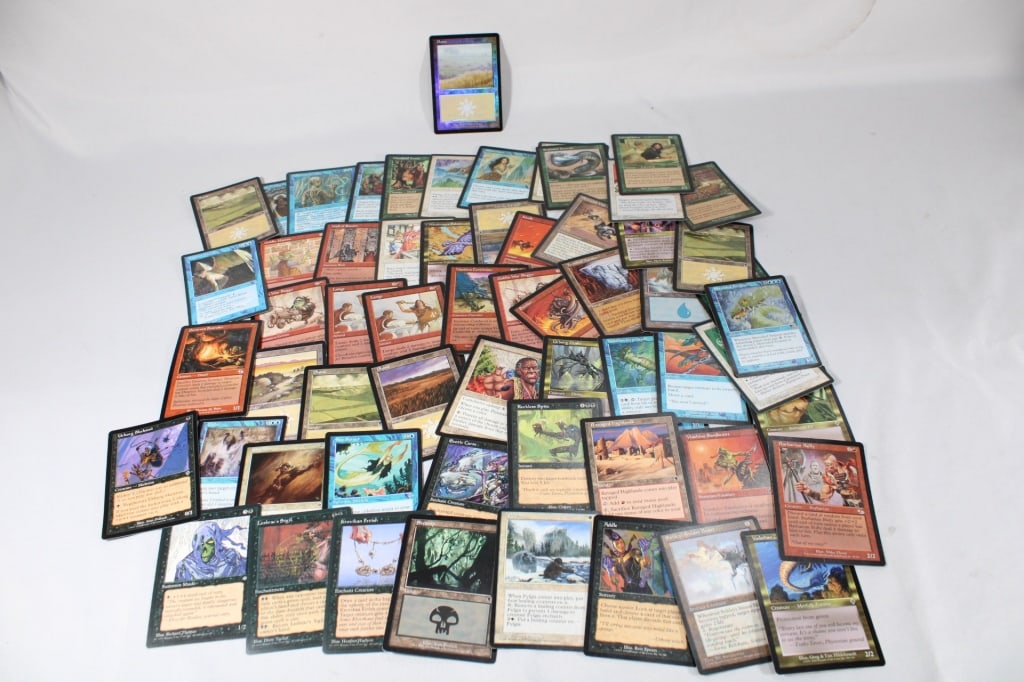Lot of Magic the Gathering Trading Cards: good overall as pictured
