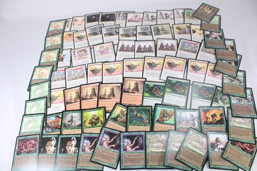 Lot of Magic the Gathering Trading Cards: good overall as pictured