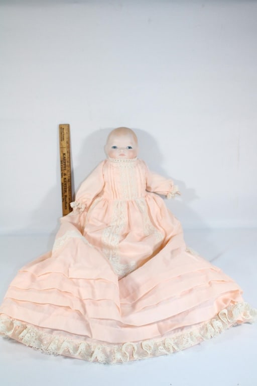 Grace S. Putnam vintage porcelain baby doll (1 of 3)