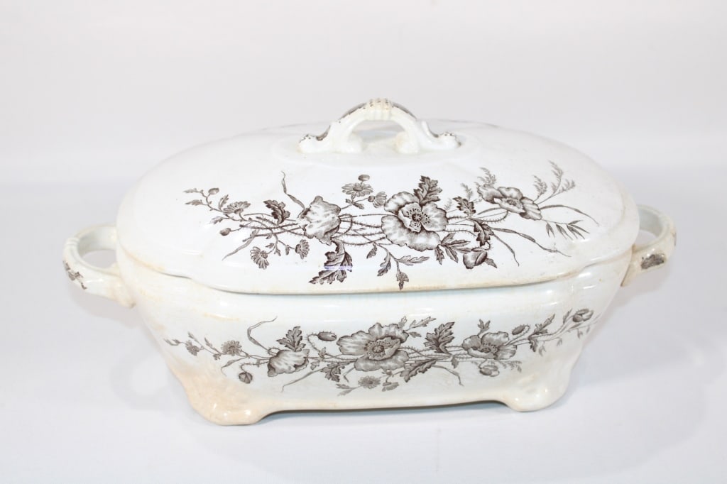 Ironstone Essex J&G Meakin Tureen (1 of 3)