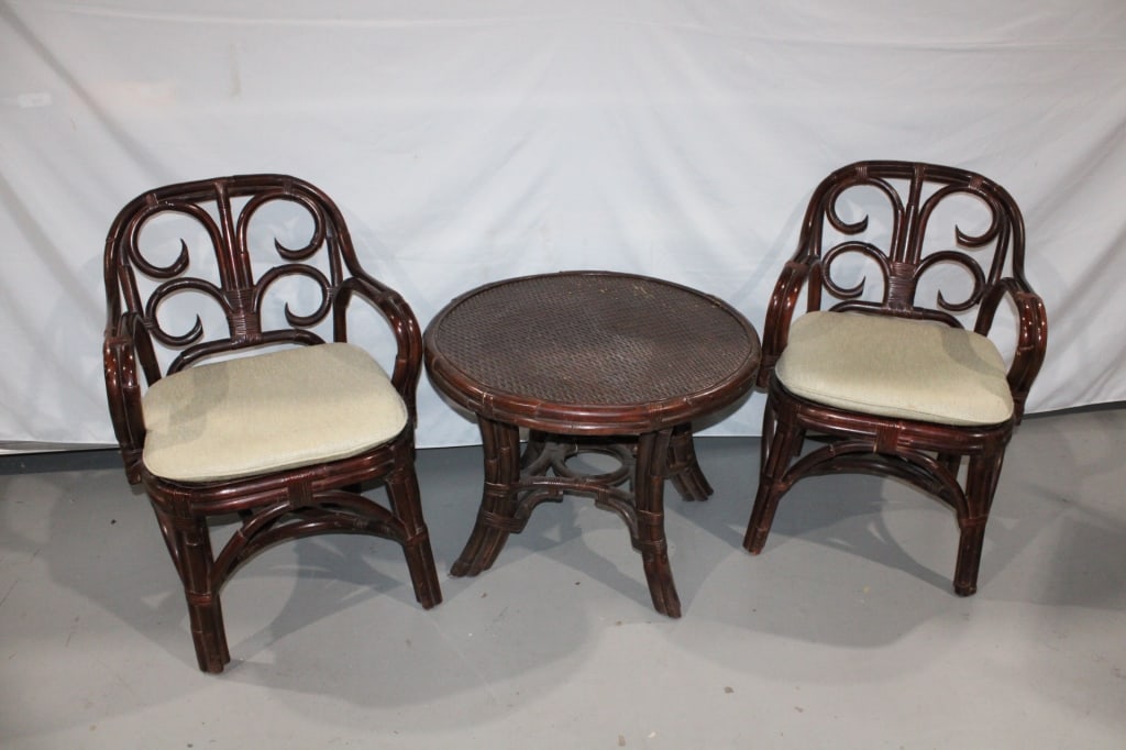 Ralph Lauren Round Table & Two Chairs (1 of 4)