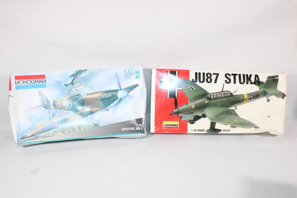 2 Model Airplanes Spitfire MK and JU87 Stuka - New (1 of 3)