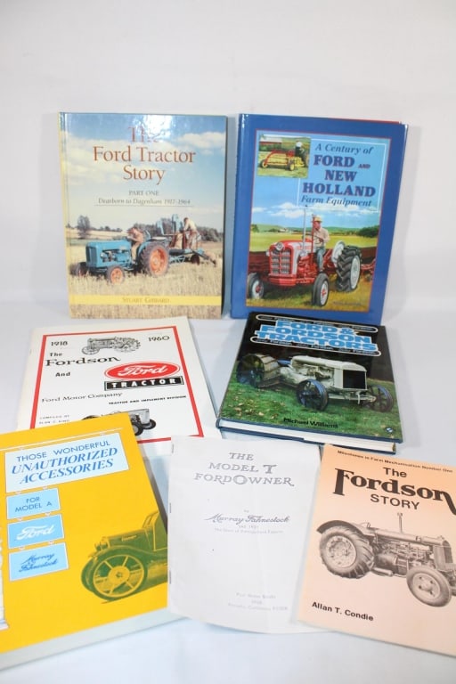 Lot of Ford & Fordson Tractor Books: Good overall as pictured