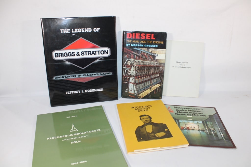 Lot of Books on Engines - Diesel, Otto etc.: Good overall as pictured