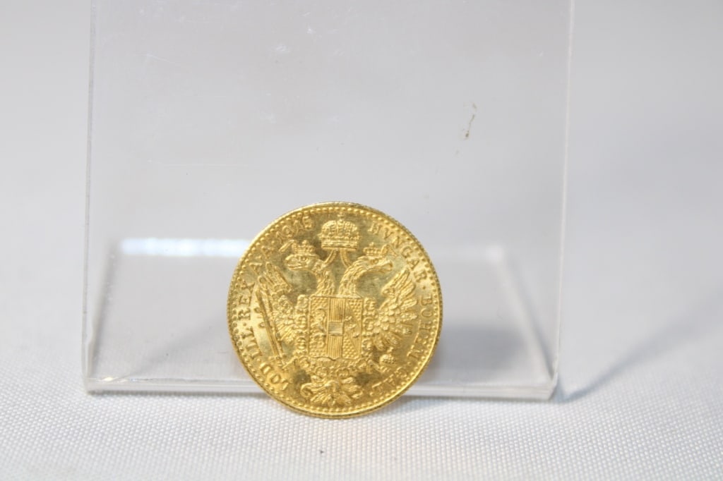 1915 Austria Gold 1 Ducat (1 of 2)
