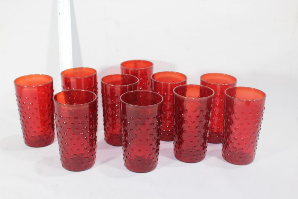 10 vintage red hobnail juice glasses: Good overall as pictured