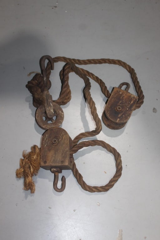 Antique Block and Tackle (1 of 3)